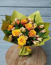 Букет цветов из:  Альстромерии и Розы в Молодежном Республики Крым