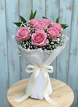 Букет цветов из:  Розы в Молодежном Республики Крым