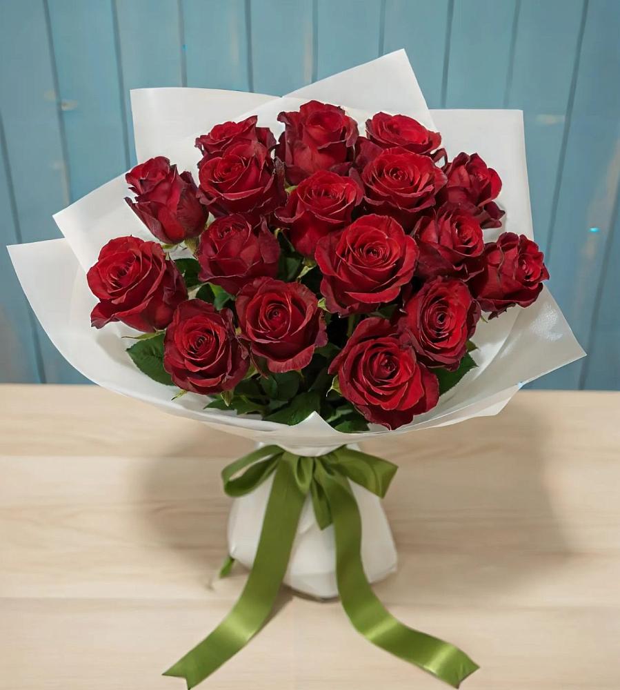 Букет Красные розы в Молодежном Республики Крым
