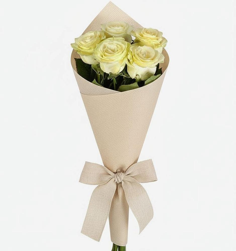 Букет цветов из: Розы в Молодежном Республики Крым