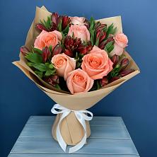 Букет цветов из:  Розы и Альстромерии в Молодежном Республики Крым