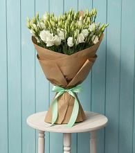 Букет цветов из:  Лизиантусы в Молодежном Республики Крым