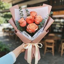 Букет цветов из:  Розы в Молодежном Республики Крым
