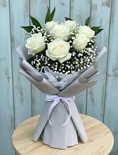Букет цветов из:  Розы в Молодежном Республики Крым