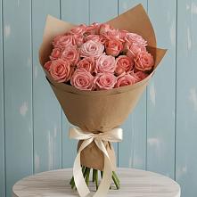 Букет цветов из:  Розы в Молодежном Республики Крым