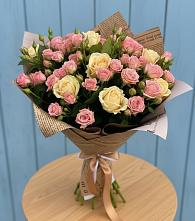 Букет цветов из:  Розы #REPLACE_PRED# Молодежном Республики Крым