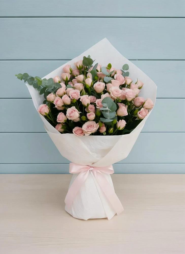 Букет цветов из: Розы в Молодежном Республики Крым