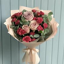 Букет цветов из:  Гвоздики и Розы #REPLACE_PRED# Молодежном Республики Крым