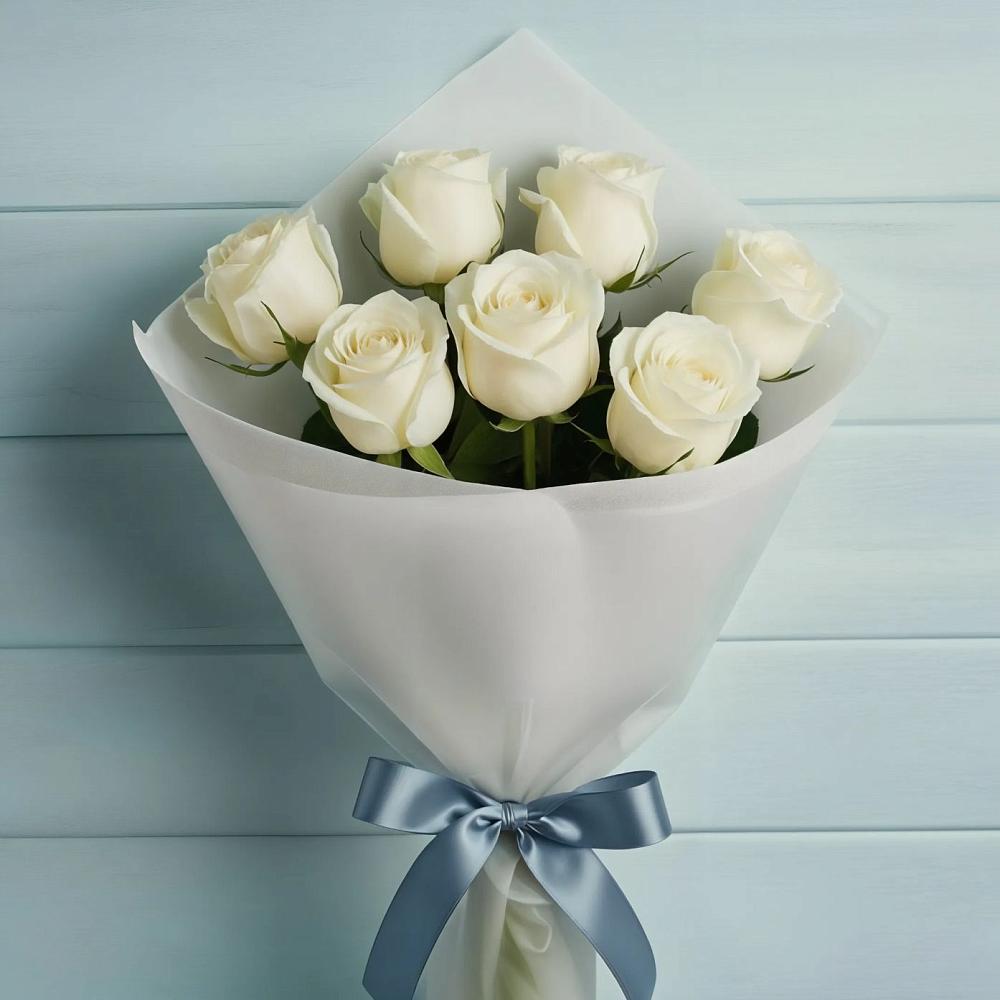 Букет 7 Белых роз Эдлесс Лав в Молодежном Республики Крым